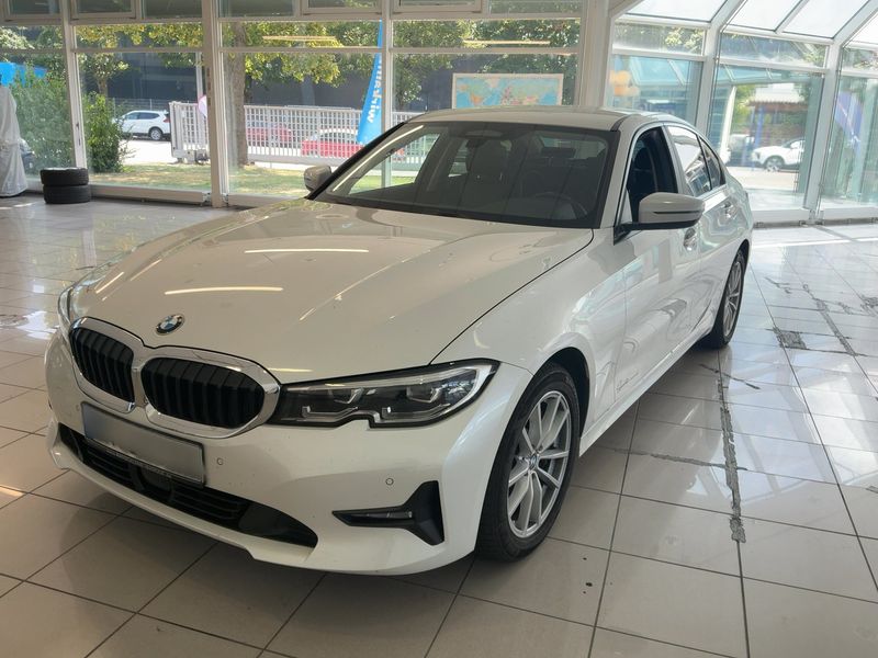 BMW 3er 330i Advantage