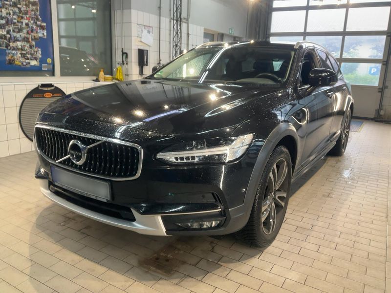 Volvo V90 Cross Country 2.0 D5 Pro AWD