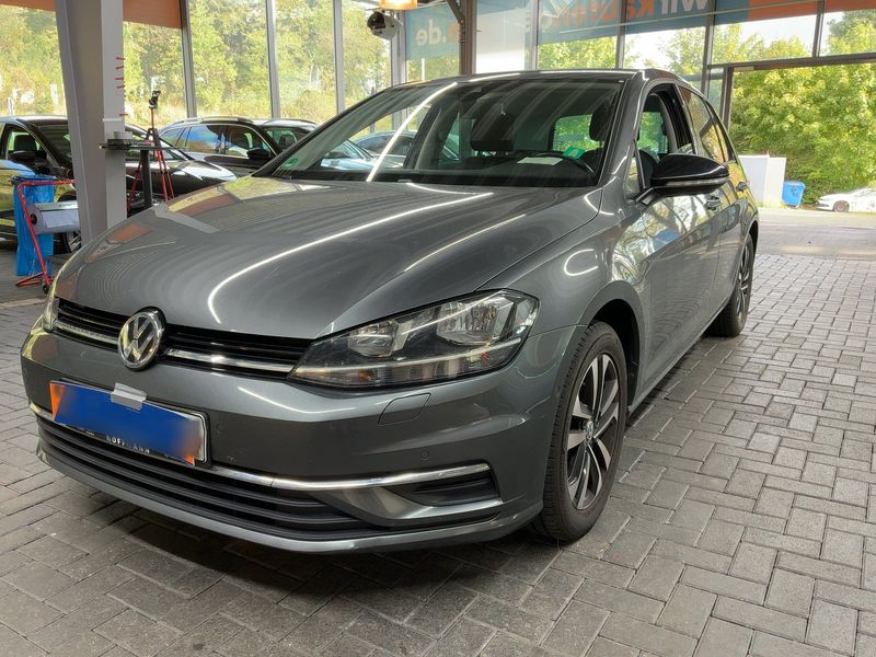 Volkswagen Golf VII 1.5 TSI ACT IQ.DRIVE
