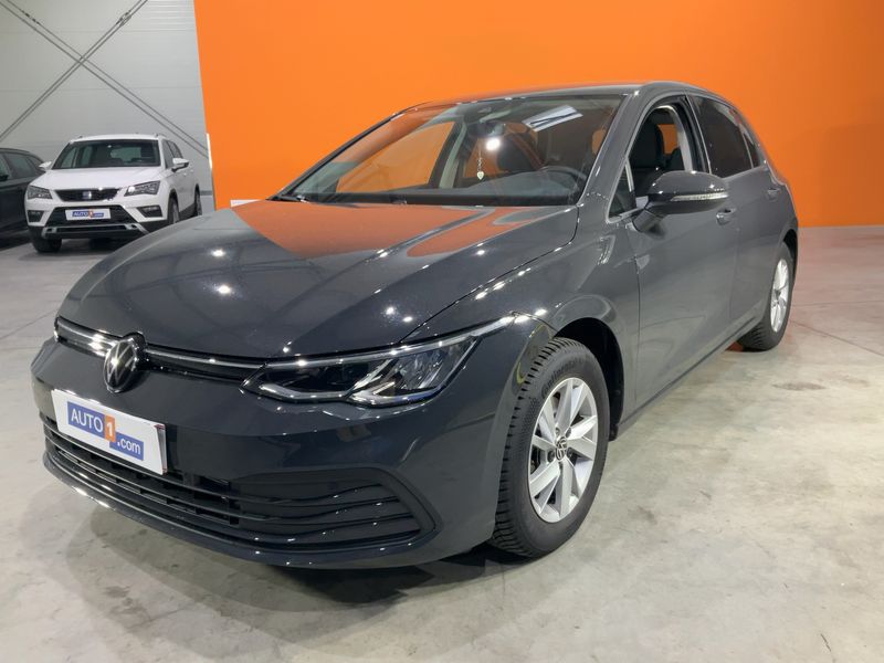Volkswagen Golf VIII 1.0 TSI Life