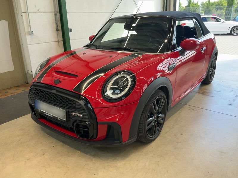 MINI Cabrio Cooper S John Cooper Works Trim