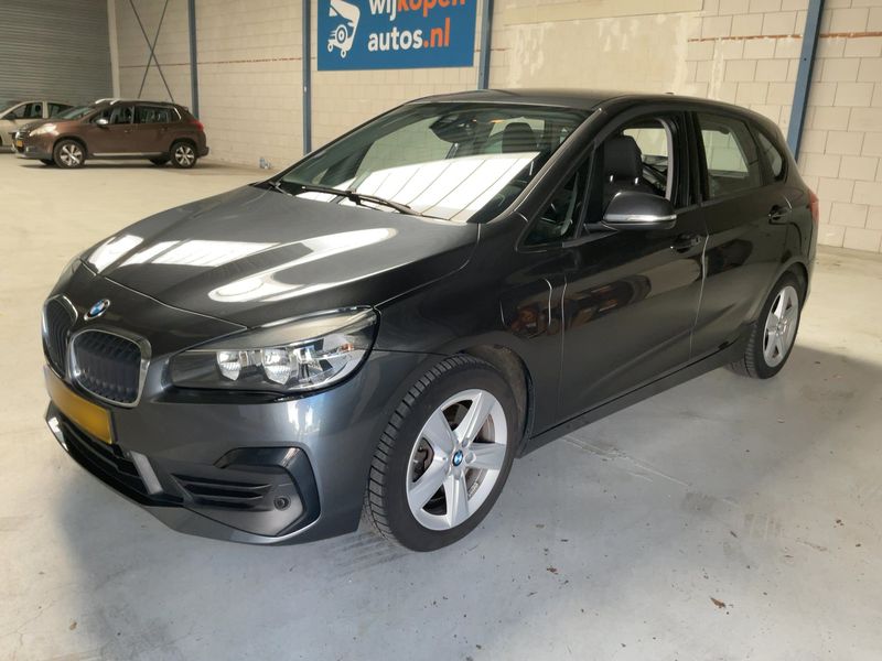 BMW 2er 225xe Active Tourer Advantage