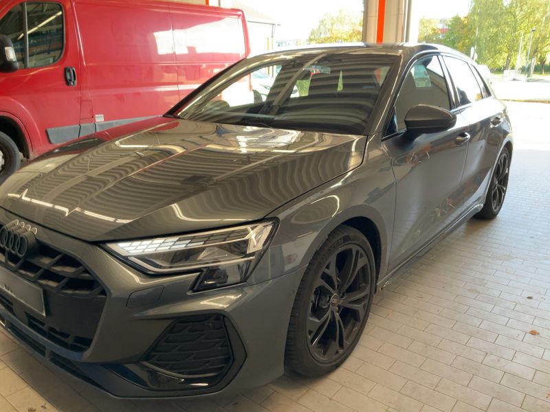 Audi A3 Sportback 35 TFSI Mild-Hybrid S line