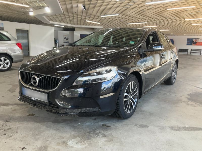 Volvo V40 2.0 T2 Momentum