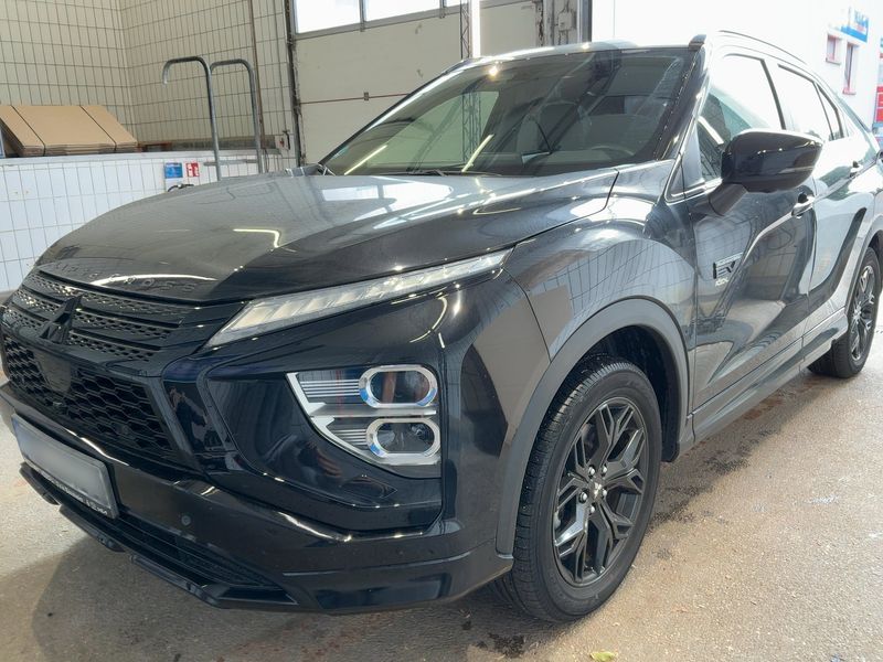 Mitsubishi Eclipse Cross 2.4 Plug-in Hybrid Plus Select Black 4WD