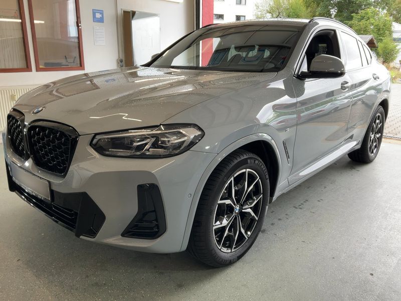 BMW X4 xDrive 20i Mild-Hybrid M Sport