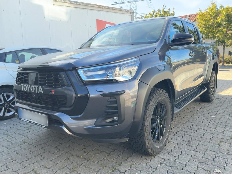 Toyota Hilux 2.8 D-4D Double Cab GR Sport 4x4