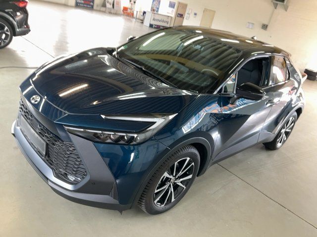 Toyota C-HR 2.0 Hybrid Team Deutschland