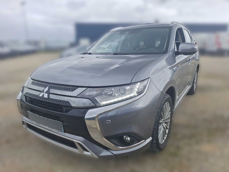 Mitsubishi Outlander 2.4 PHEV 4WD