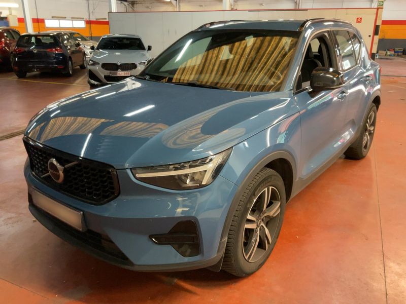 Volvo XC40 1.5 T2 Plus Dark 2WD