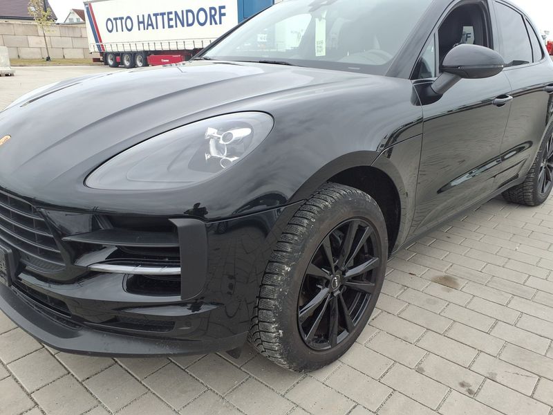 Porsche Macan S