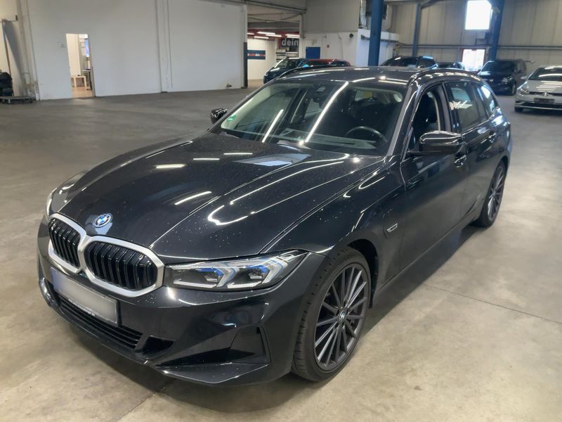 BMW 3er 330e