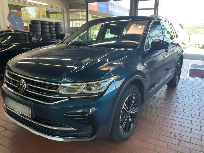 Volkswagen Tiguan 2.0 TSI Elegance 4Motion