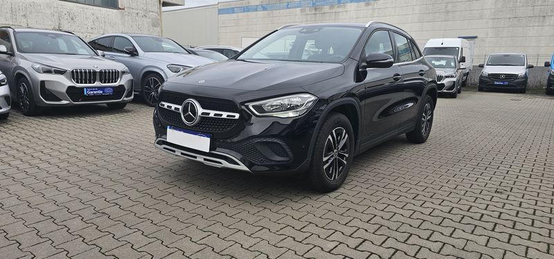 Mercedes-Benz GLA-класс GLA 200 d Style