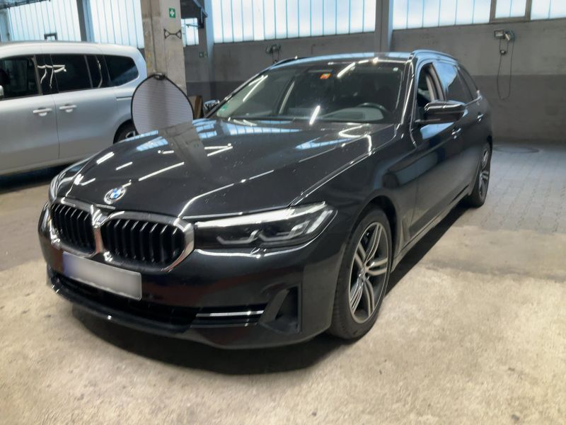 BMW 5 серия 530d Mild-Hybrid xDrive