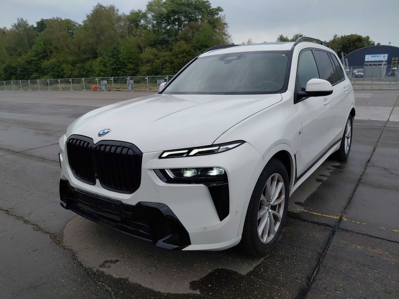 BMW X7 xDrive 40i Mild-Hybrid M Sport