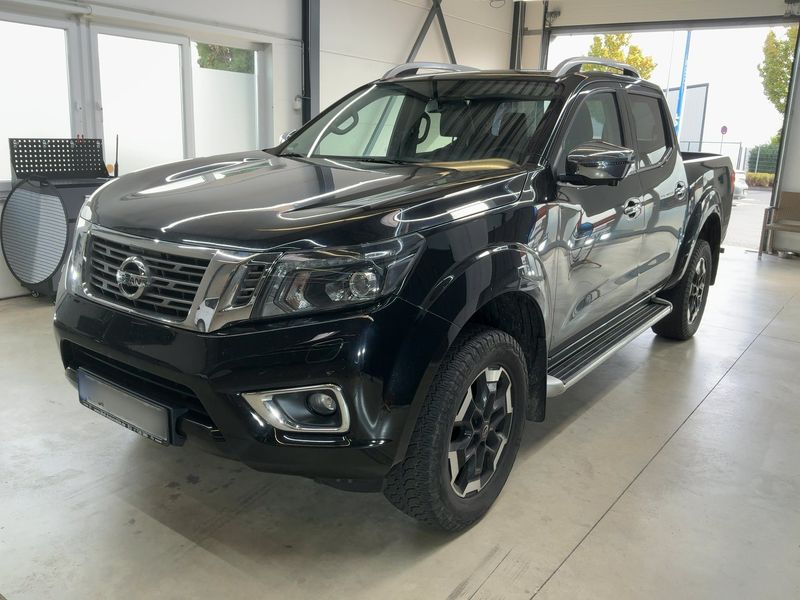 Nissan NP300 Pick-up 2.3 dCi Tekna Double Cab 4x4
