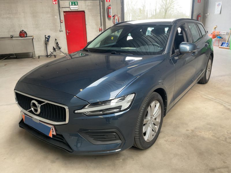 Volvo V60 2.0 B3 Mild-Hybrid Momentum Core