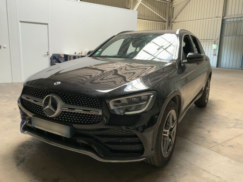 Mercedes-Benz GLC-Klasse GLC 300 d 4Matic AMG Line