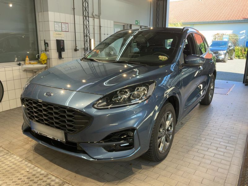 Ford Kuga 2.5 Plug-in Hybrid ST-Line X