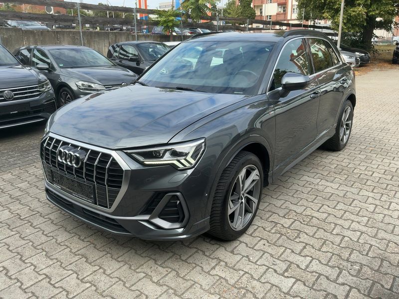 Audi Q3 35 TDI S line