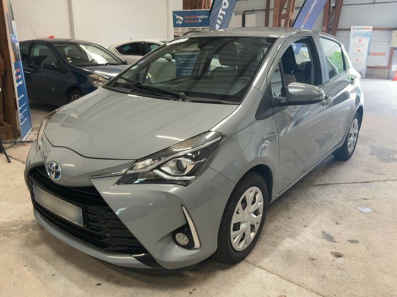 Toyota Yaris 1.5 Hybrid France Business