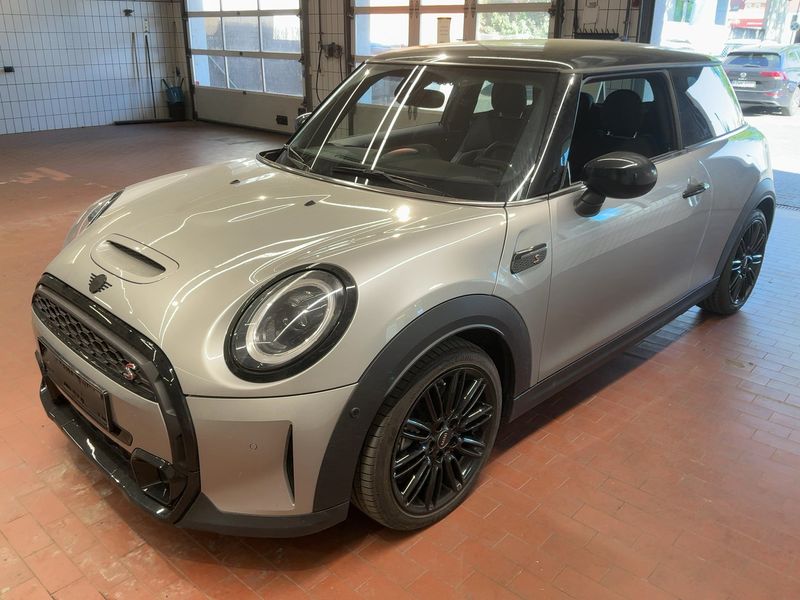 MINI Cooper S Resolute Edition