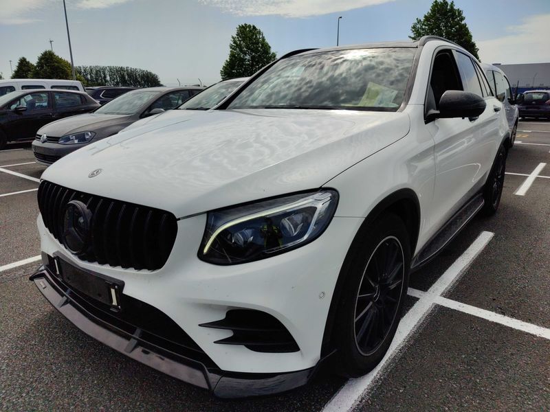 Mercedes-Benz GLC-Klasse GLC 350 d 4Matic AMG Line