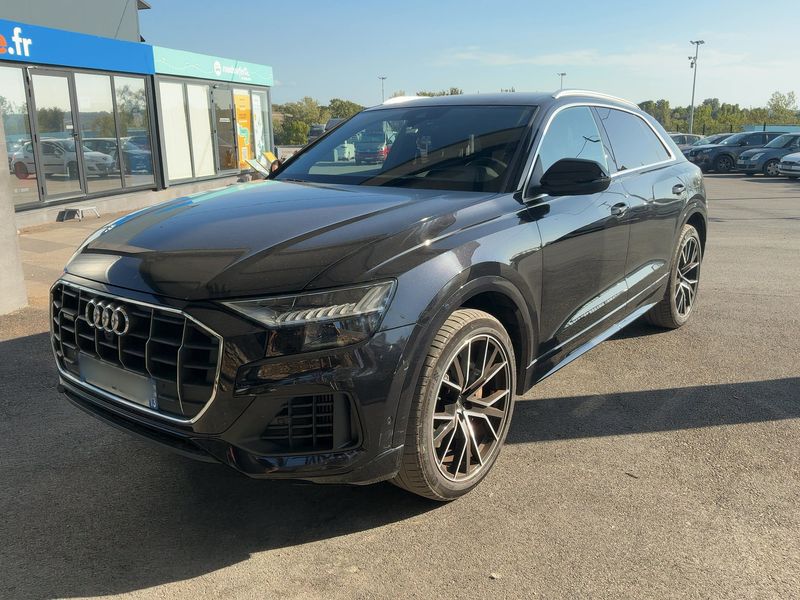 Audi Q8 55 TFSIe quattro
