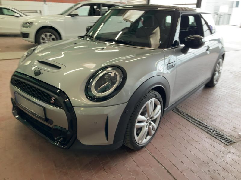 MINI Cooper S Resolute Edition