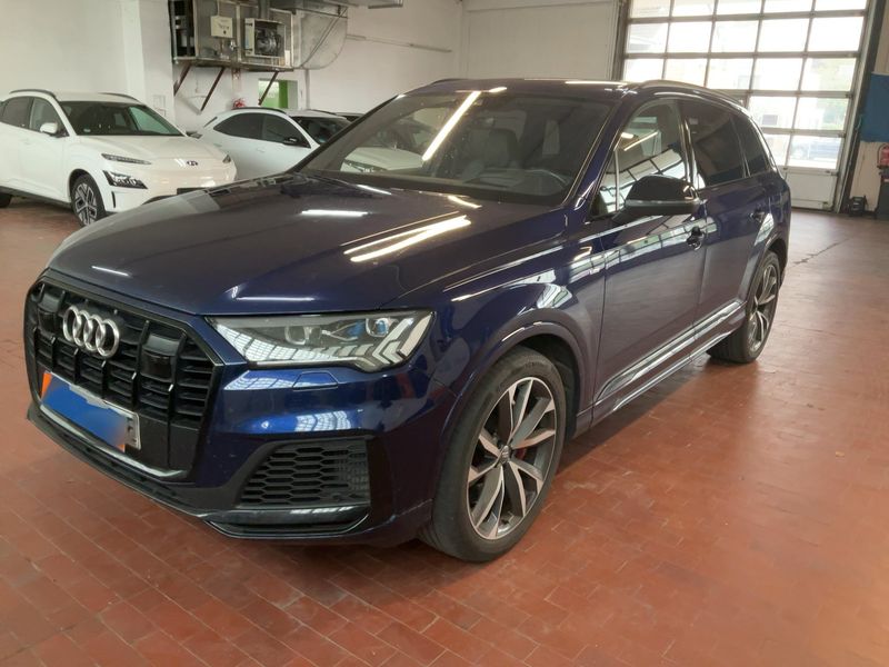 Audi Q7 60 TFSIe quattro S line