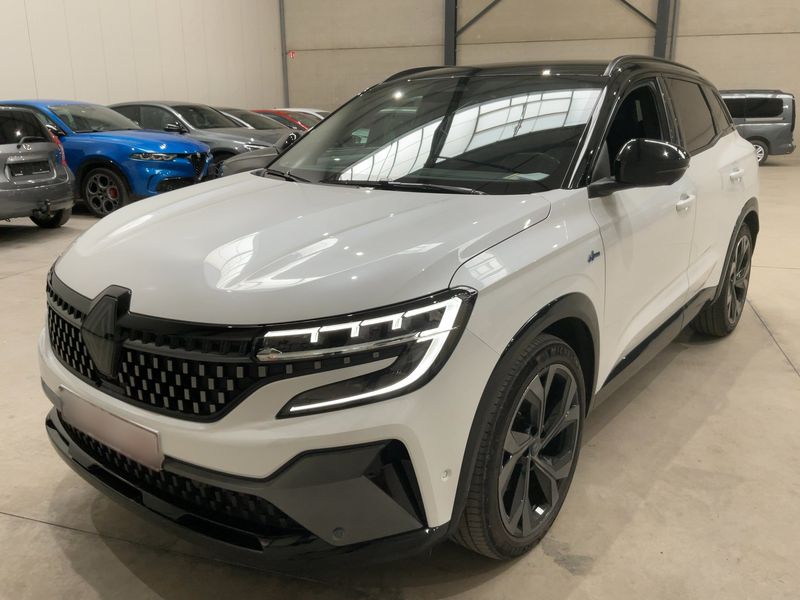 Renault Austral 1.2 Hybrid E-Tech Iconic Esprit Alpine