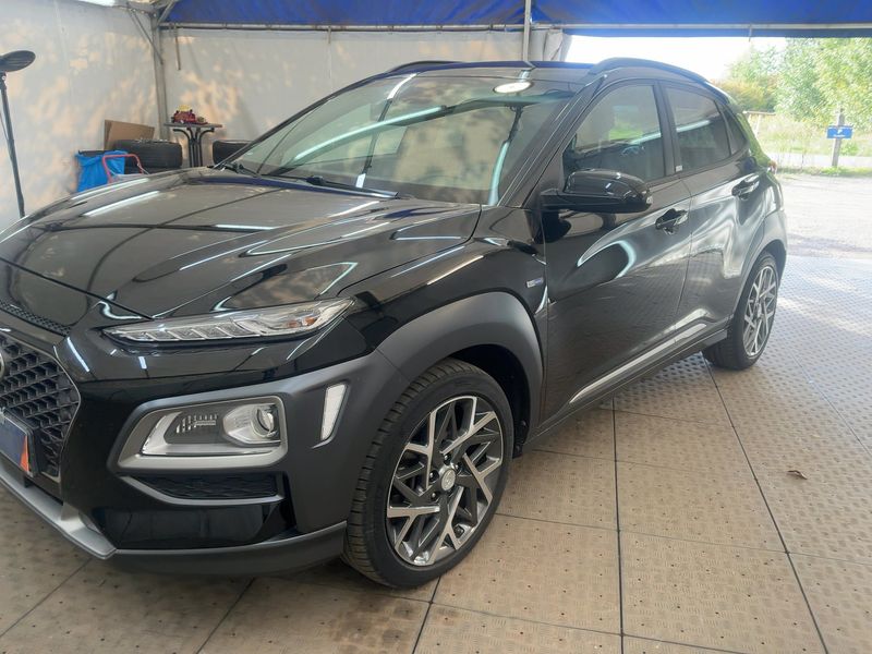 Hyundai Kona 1.6 Hybrid Premium 2WD