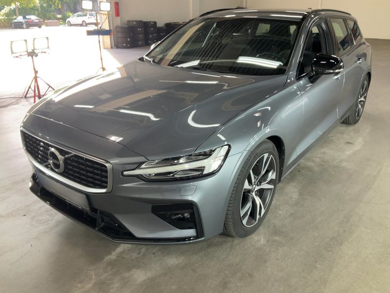Volvo V60 2.0 T4 R-Design