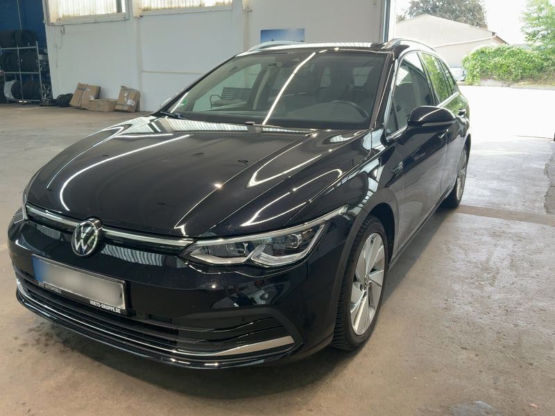 Volkswagen Golf VIII 2.0 TDI Style