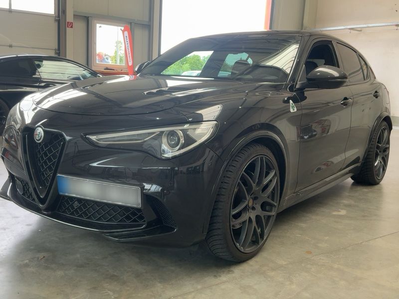 Alfa Romeo Stelvio 2.9 V6 Bi-Turbo Quadrifoglio Q4