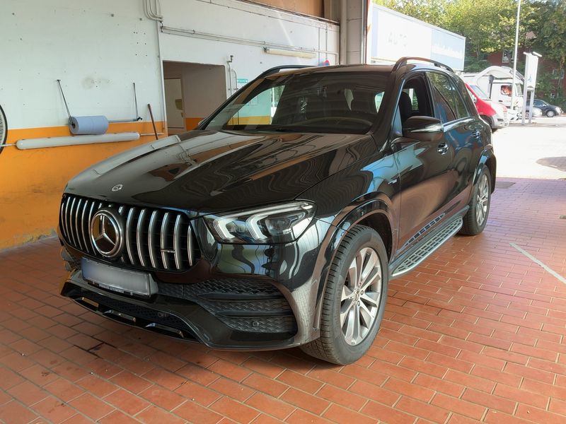 Mercedes-Benz GLE-Klasse GLE 400 d 4Matic AMG Line