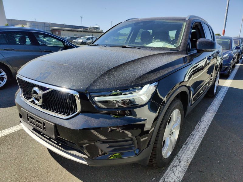 Volvo XC40 1.5 T3 Momentum Pro 2WD