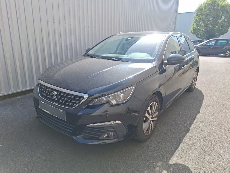 Peugeot 308 1.2 PureTech Allure Business