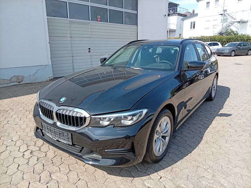 BMW 3er 320d Mild-Hybrid xDrive Advantage
