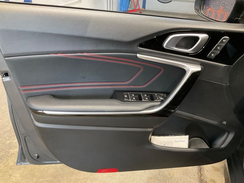 Kia pro_cee'd 1.6 Tgdi GT