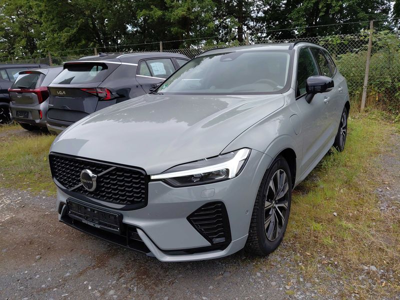 Volvo XC60 2.0 T6 Recharge Plug-in Hybrid Ultra Dark AWD