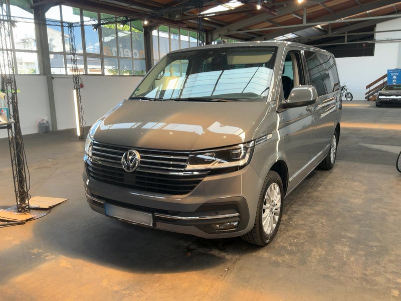 Volkswagen T6 Multivan 2.0 TDI Generation Six 4Motion