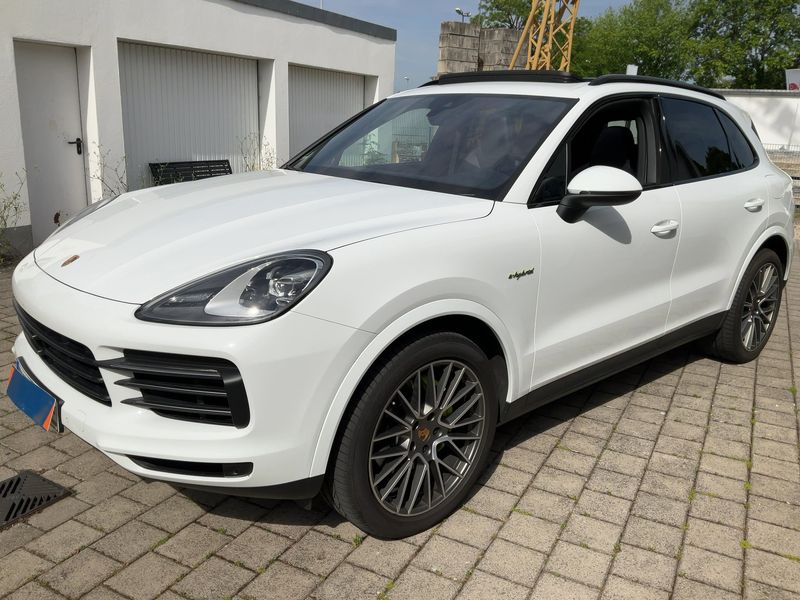 Porsche Cayenne E-Hybrid Platinum Edition