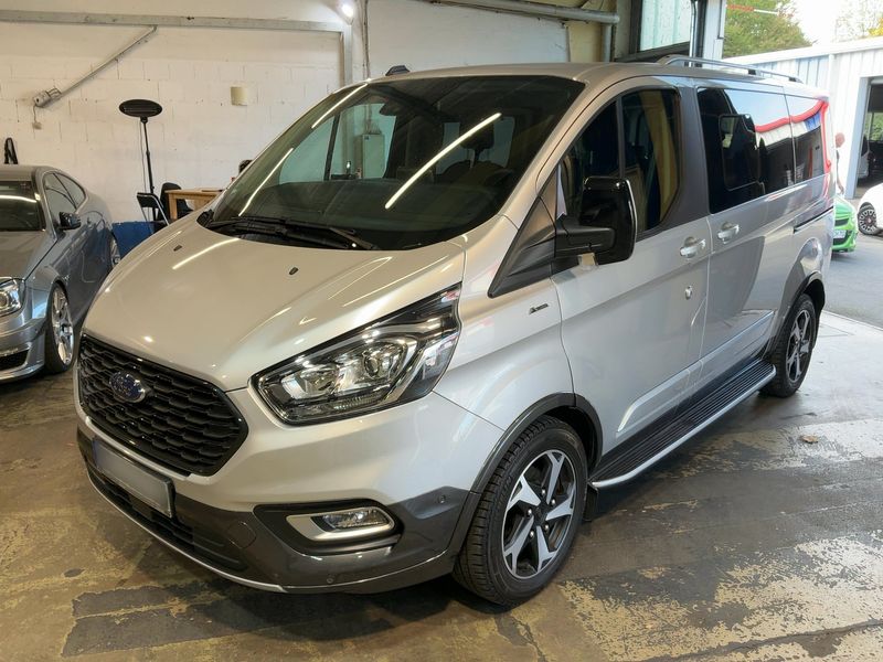 Ford Tourneo Custom 2.0 TDCi 320 L1 Tourneo Active