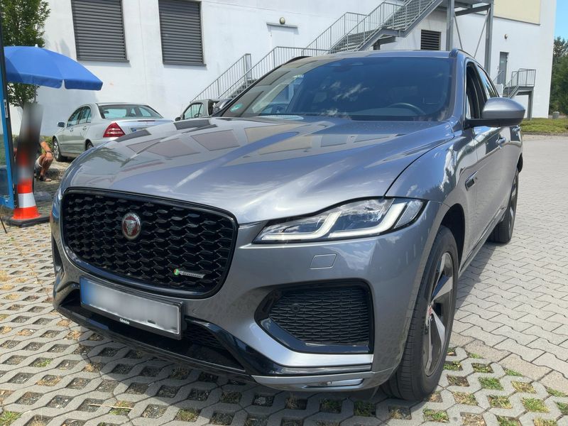 Jaguar F-Pace P400e Plug-in Hybrid R-Dynamic S AWD