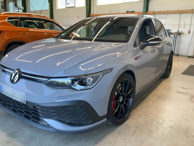 Volkswagen Golf VIII 2.0 TSI GTI Clubsport