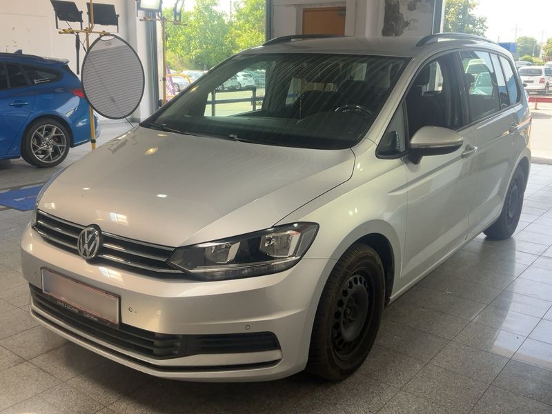 Volkswagen Touran 1.5 TSI ACT Comfortline BlueMotion Tech