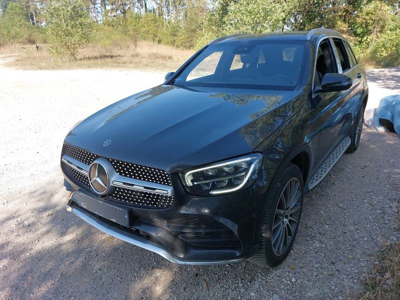 Mercedes-Benz GLC-Klasse GLC 300e 4Matic AMG Line