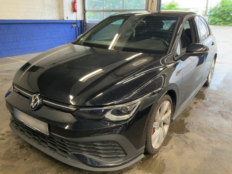Volkswagen Golf VIII 2.0 TSI GTI Clubsport